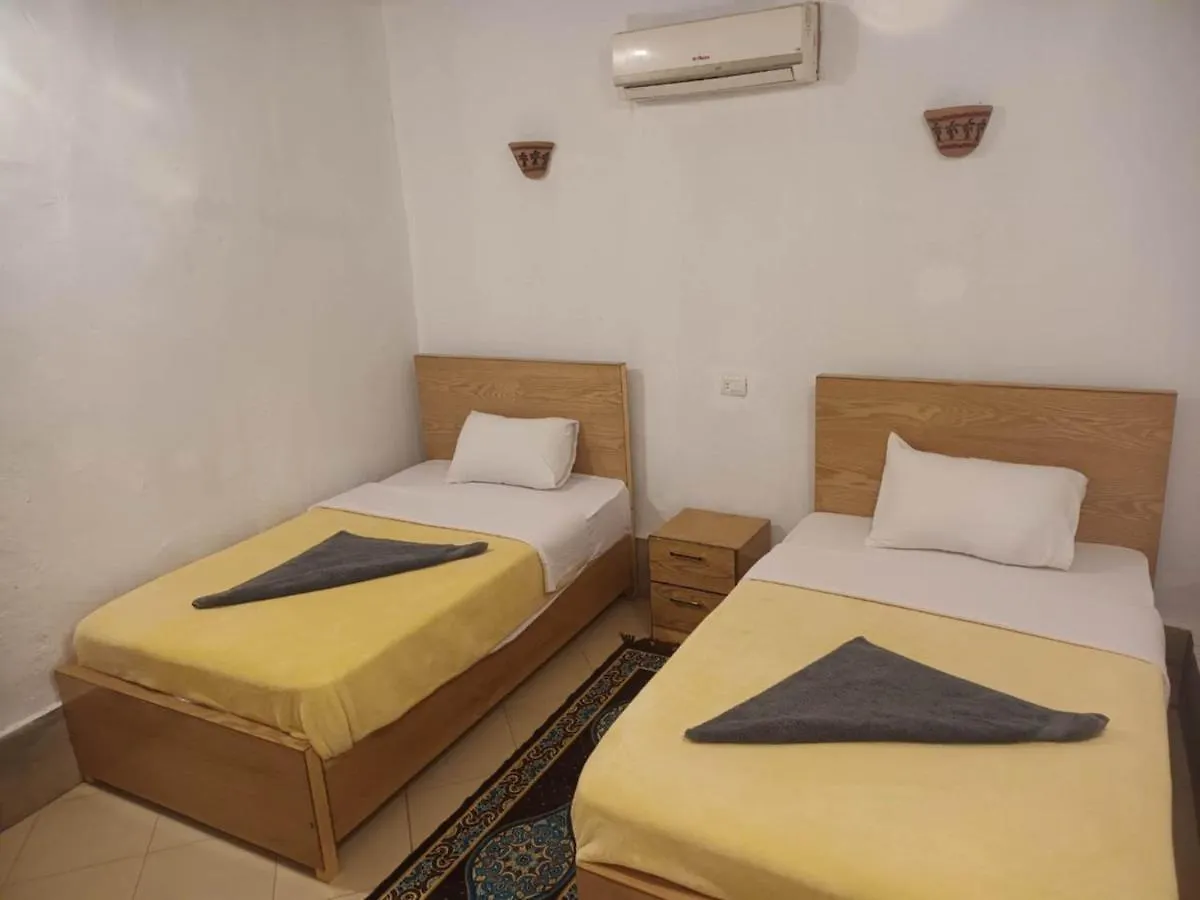 Opera Home Luxor Egipto